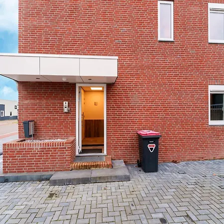 Apartment In Near Snowworld